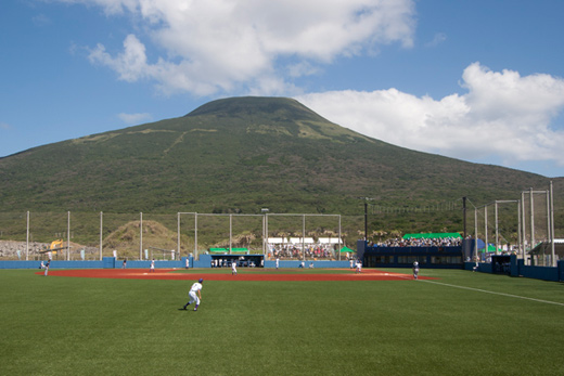 南原スポーツ公園の球場