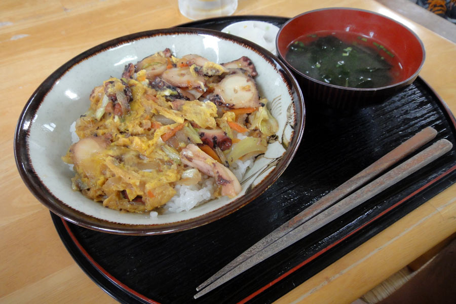 お食事処 すむばりのタコ丼