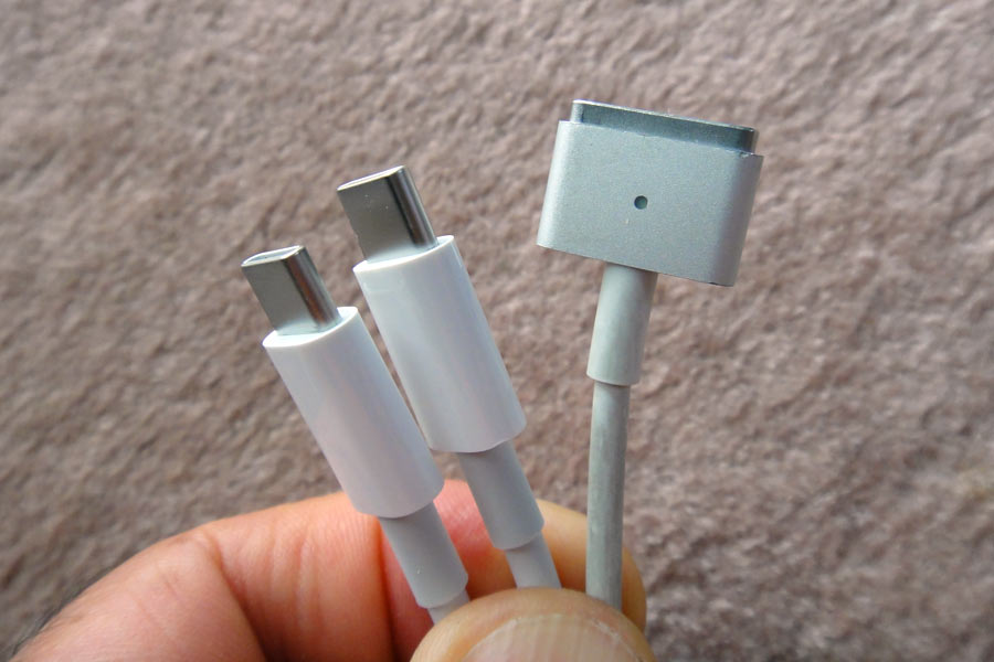 USB-CとMagSafe 2