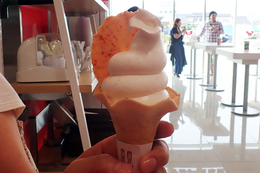 つぶつぶ めんたいソフトクリーム つぶつぶ めんたいソフトクリーム
