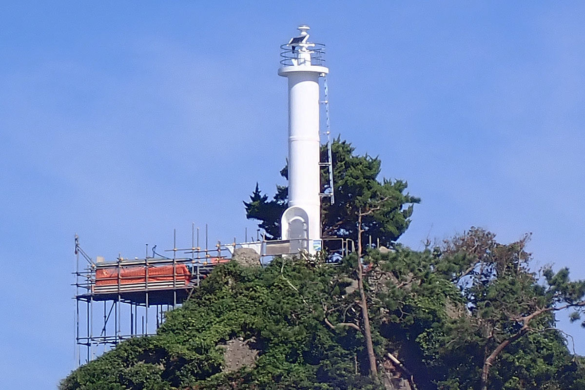 田子島の新しい灯台